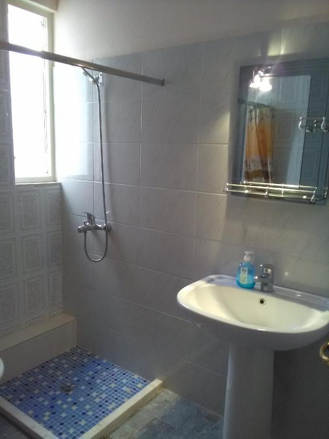 Vila Sula Guesthouse Durrës Buitenkant foto